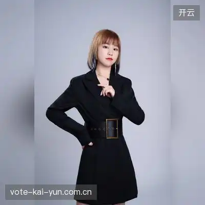 贺河荷